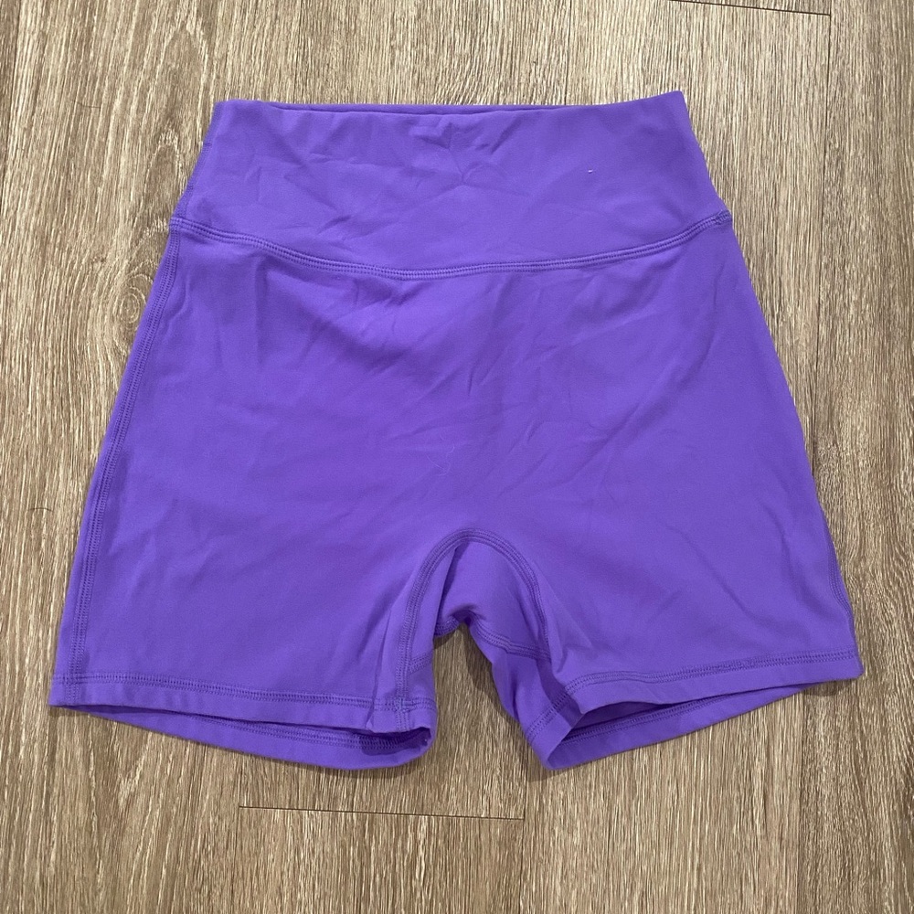 Party Purple BuffBunny 4” legacy shorts